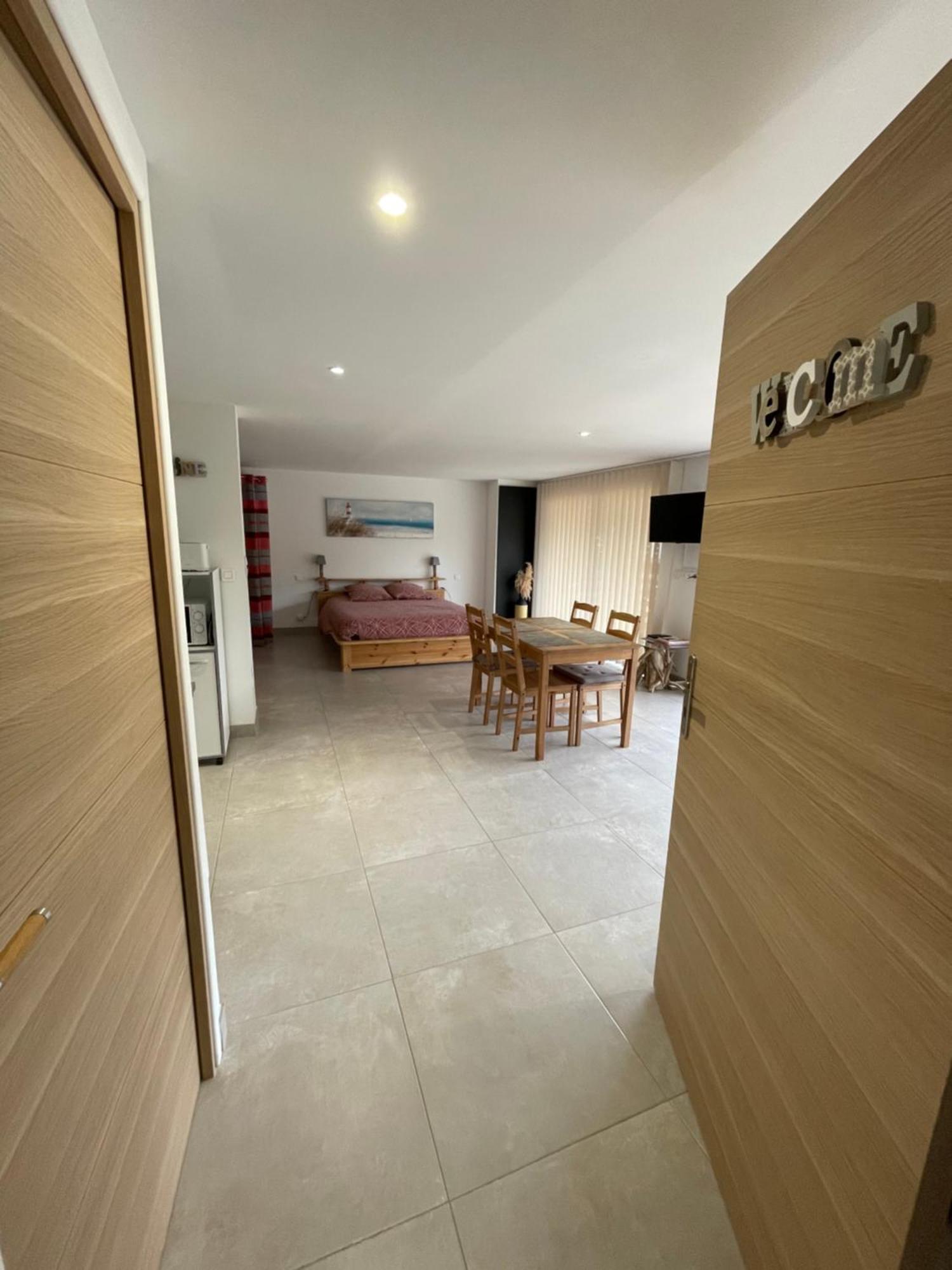 Studio 40M2 Avec Terrasse Le Mas De Lauriane Saintes-Maries-de-la-Mer Ngoại thất bức ảnh