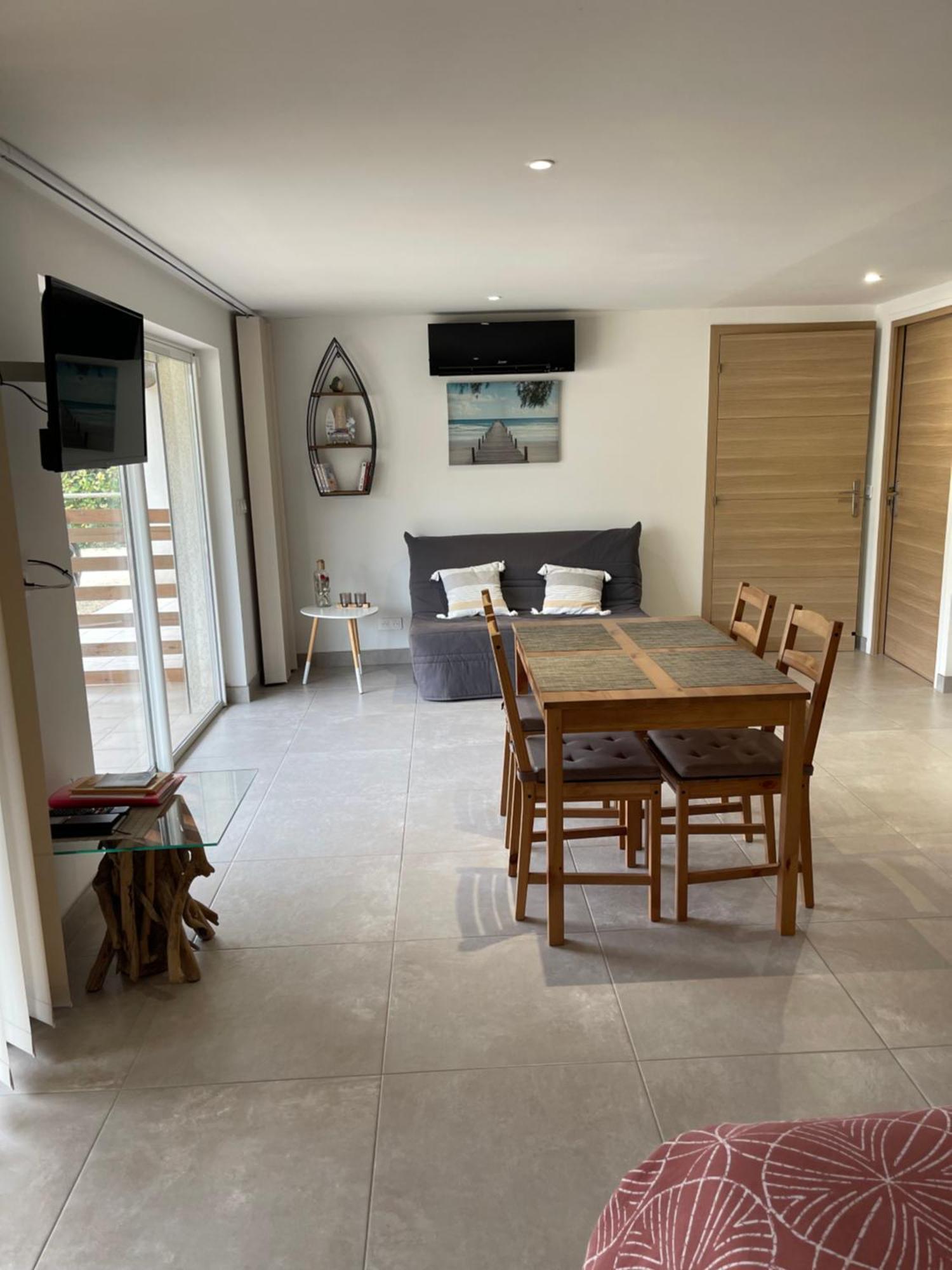 Studio 40M2 Avec Terrasse Le Mas De Lauriane Saintes-Maries-de-la-Mer Ngoại thất bức ảnh